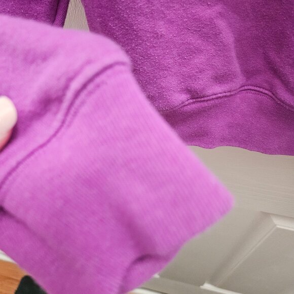 Girl's VS PINK Cropped Sweatshirt - Picture 4 of 8